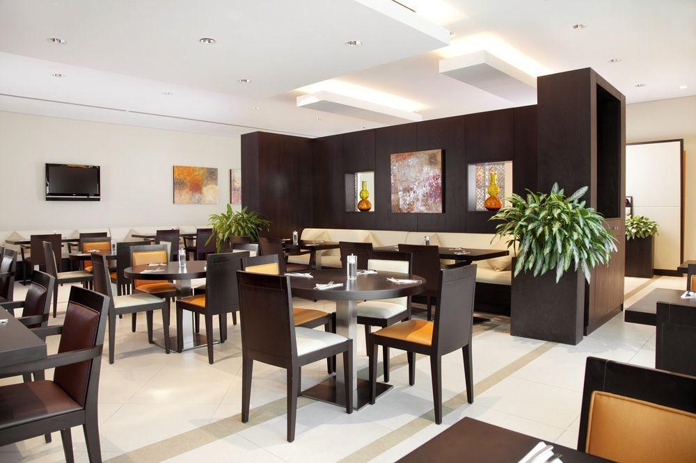 Holiday Inn Express Dubai Safa Park, An Ihg Hotel מראה חיצוני תמונה