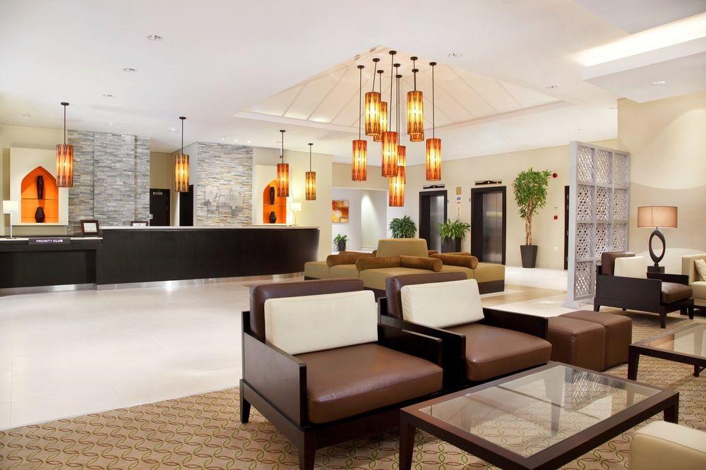 Holiday Inn Express Dubai Safa Park, An Ihg Hotel מראה חיצוני תמונה