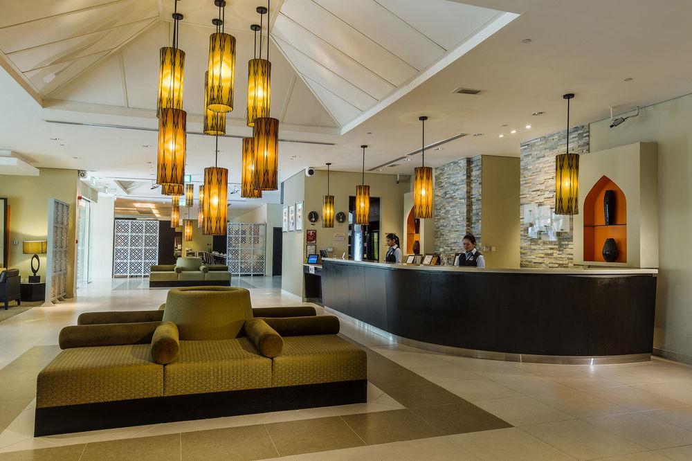 Holiday Inn Express Dubai Safa Park, An Ihg Hotel מראה חיצוני תמונה